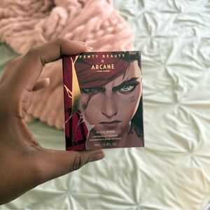 Fenty Beauty x Arcane Gloss Bomb Vi